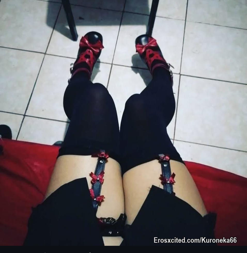 Fotito de mis piernas modo sexis 😏😍